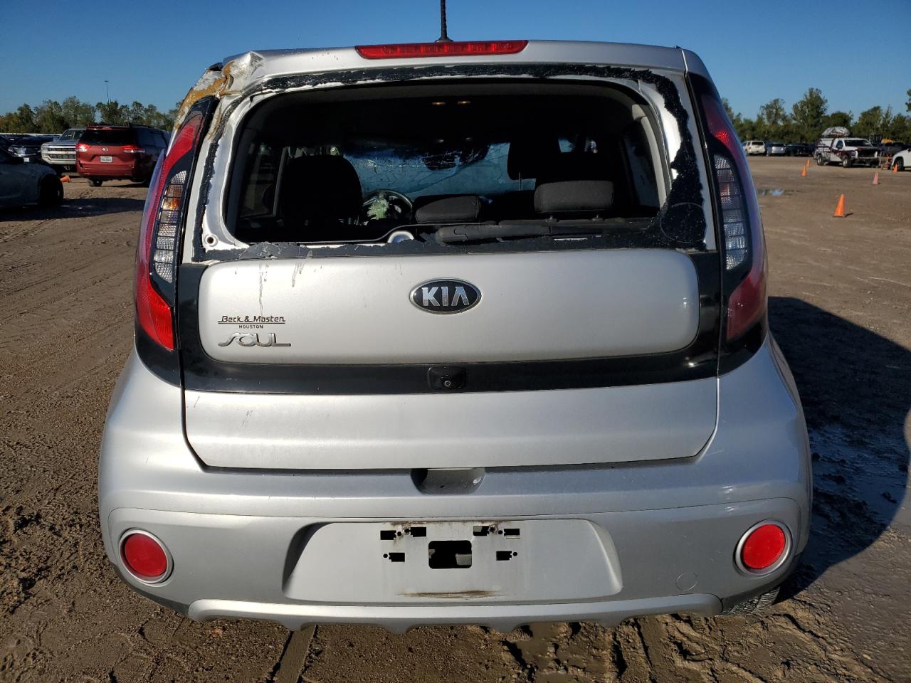 2017 Kia Soul + VIN: KNDJP3A59H7493997 Lot: 81562864