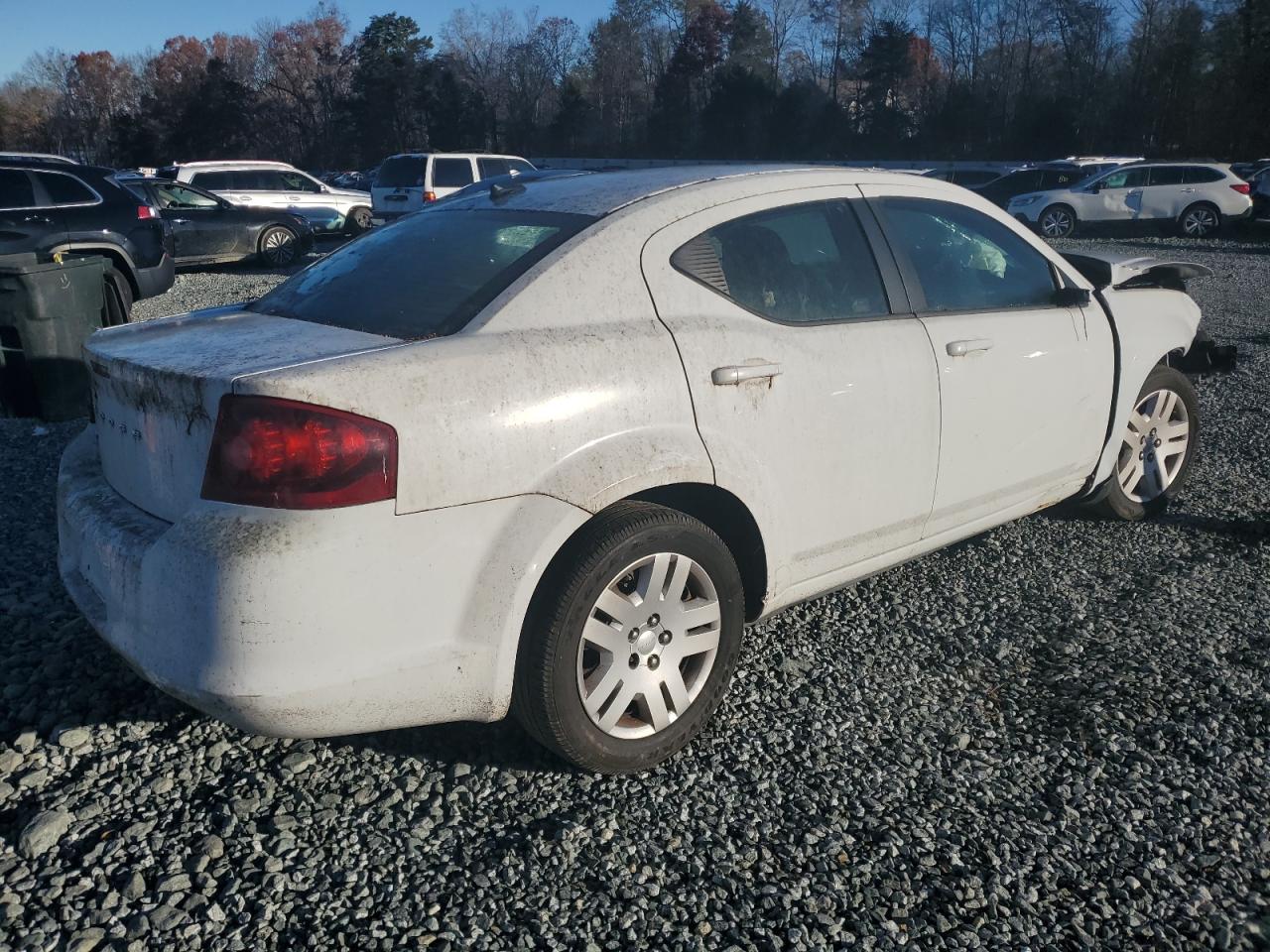 2013 Dodge Avenger - Image 3