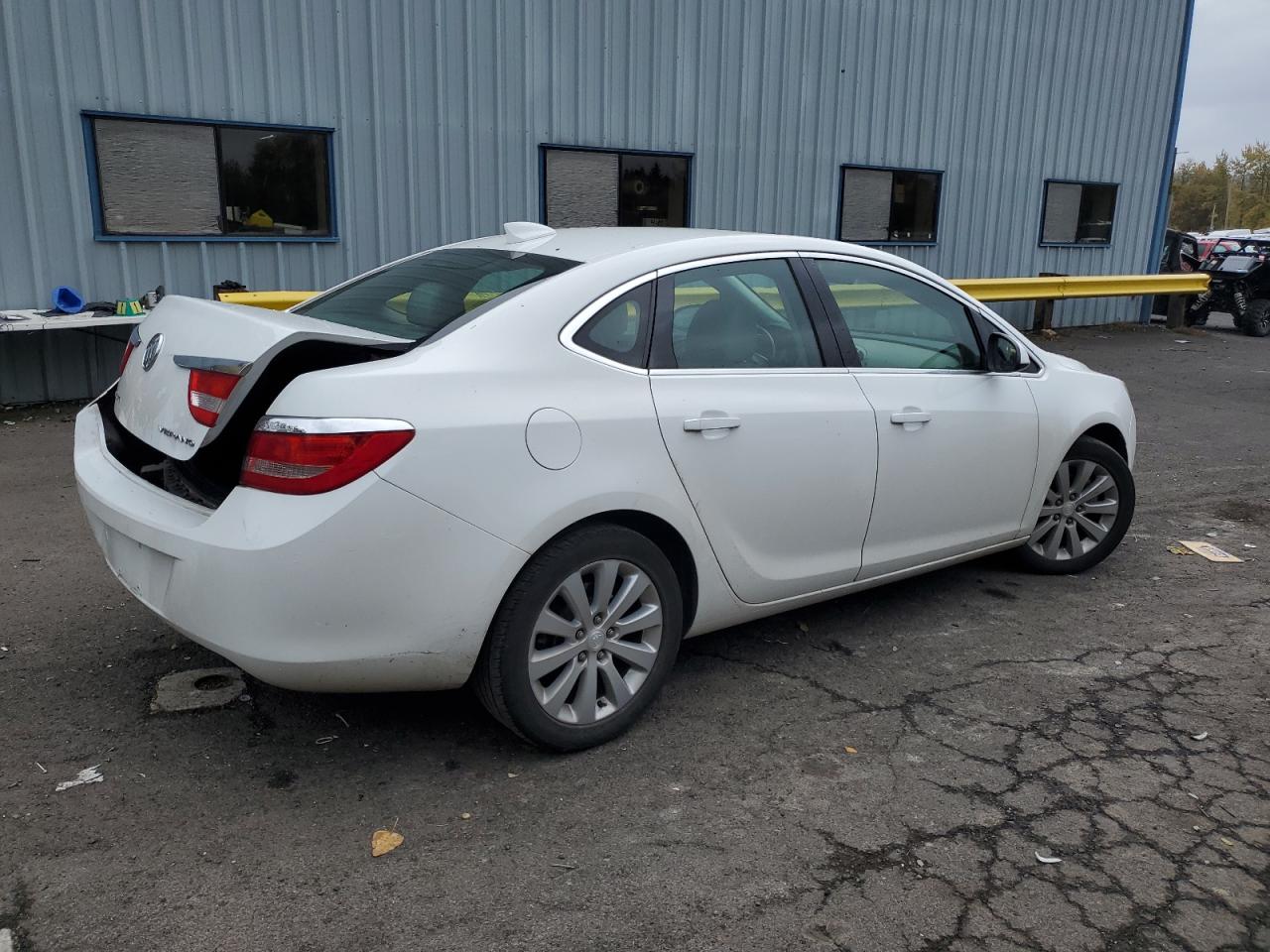 2016 Buick Verano - Image 3