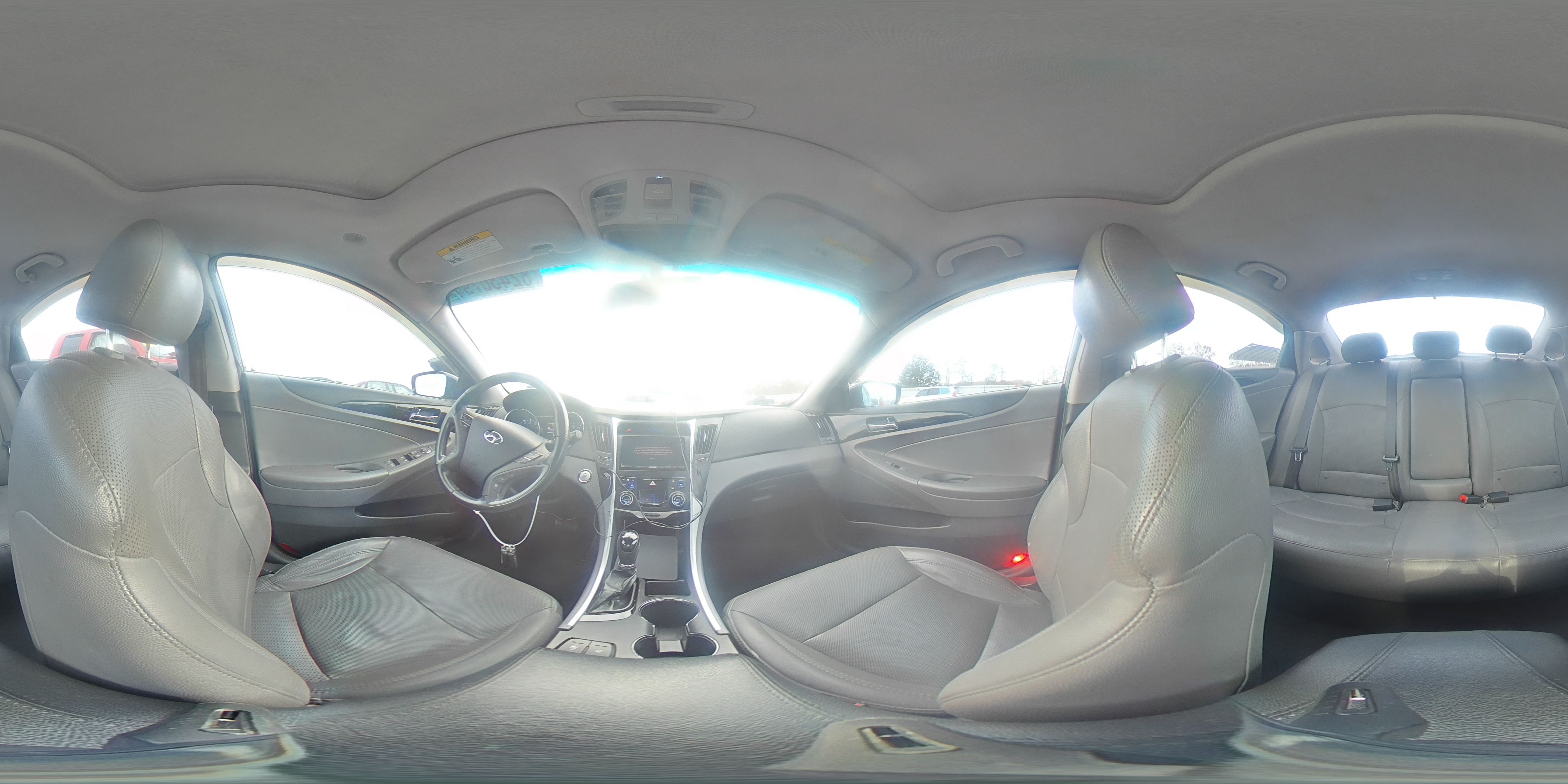 2014 Hyundai Sonata - Image 14