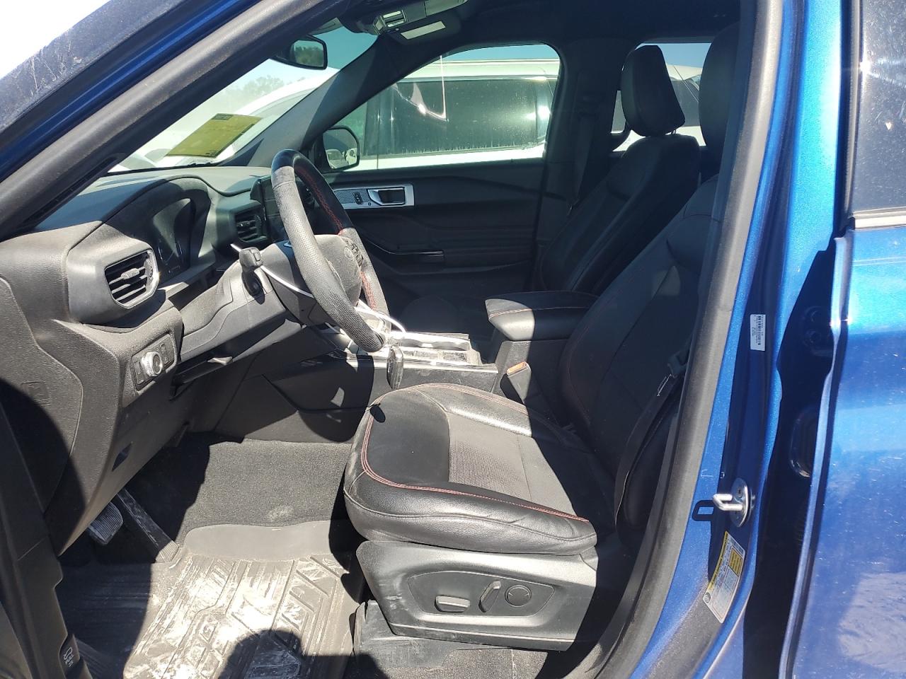 2022 Ford Explorer - Image 7