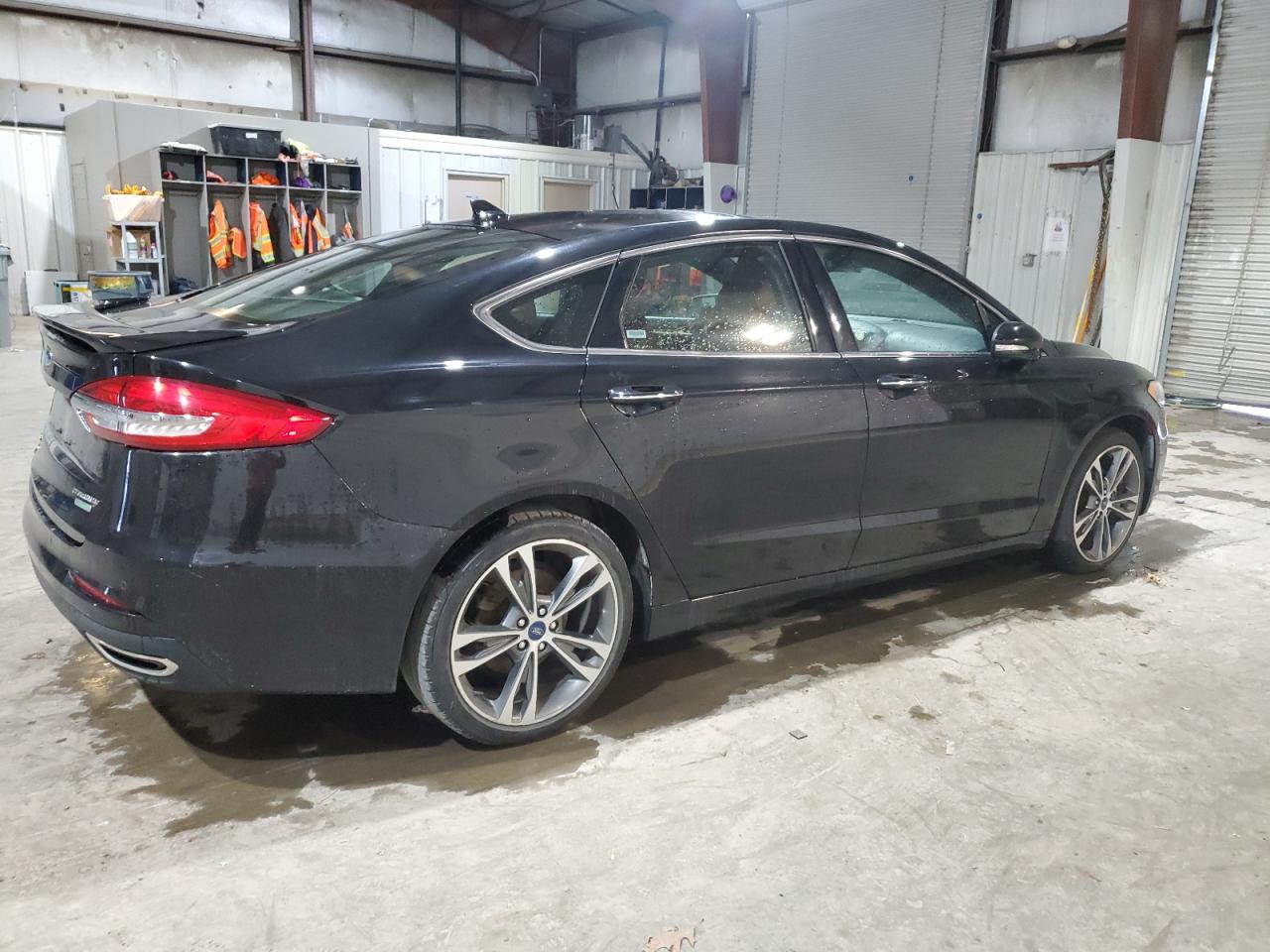 2020 Ford Fusion - Image 3