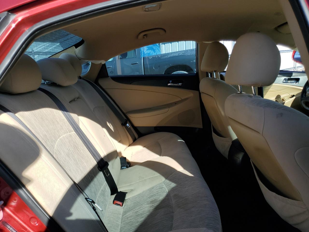 2014 Hyundai Sonata - Image 10