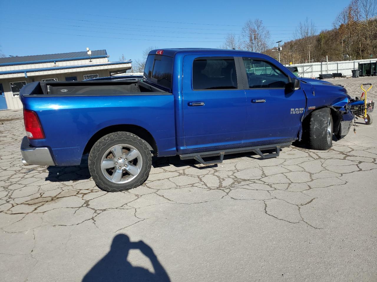 VIN 3C6RR7LT0HG689533 2017 RAM 1500 no.3