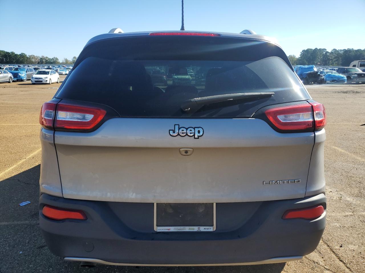 2016 Jeep Cherokee Limited VIN: 1C4PJLDB4GW239339 Lot: 81257594