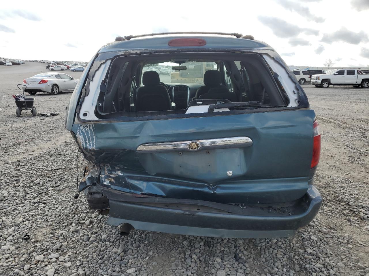 2007 Chrysler Town & Country - Image 6