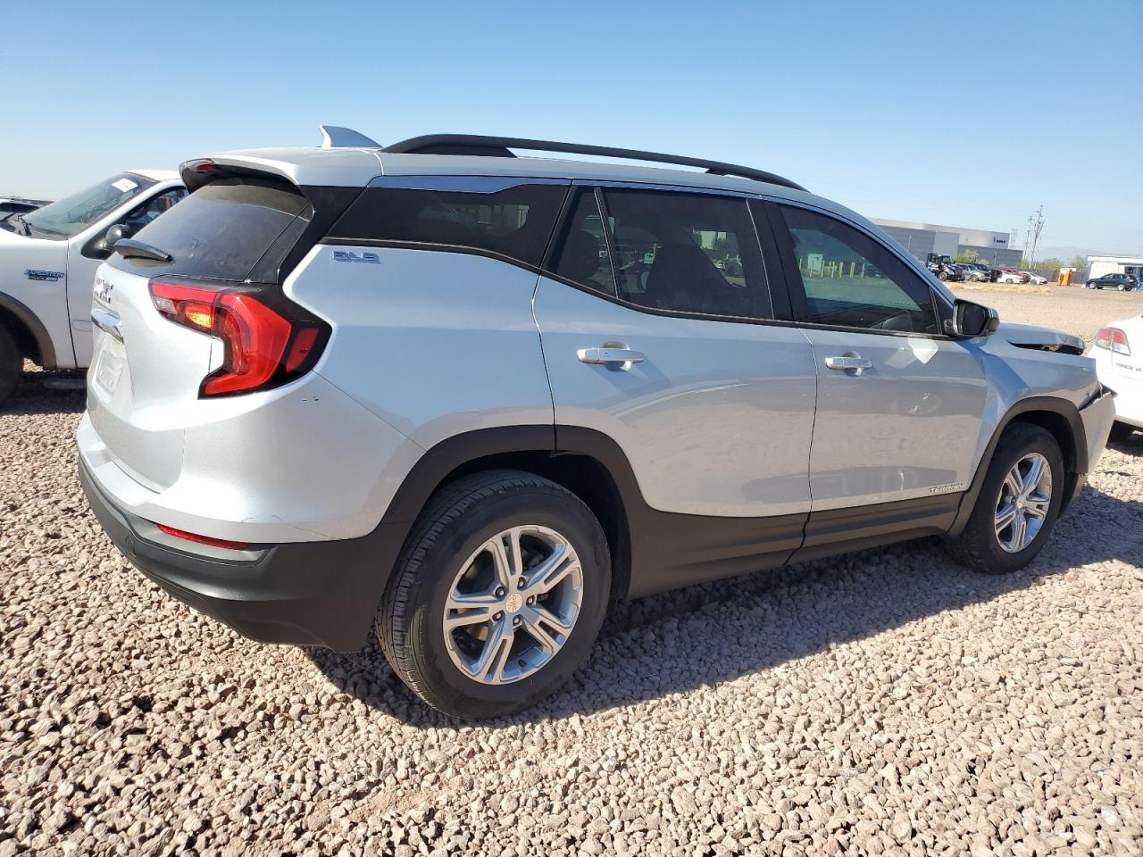 2020 GMC Terrain - Image 3