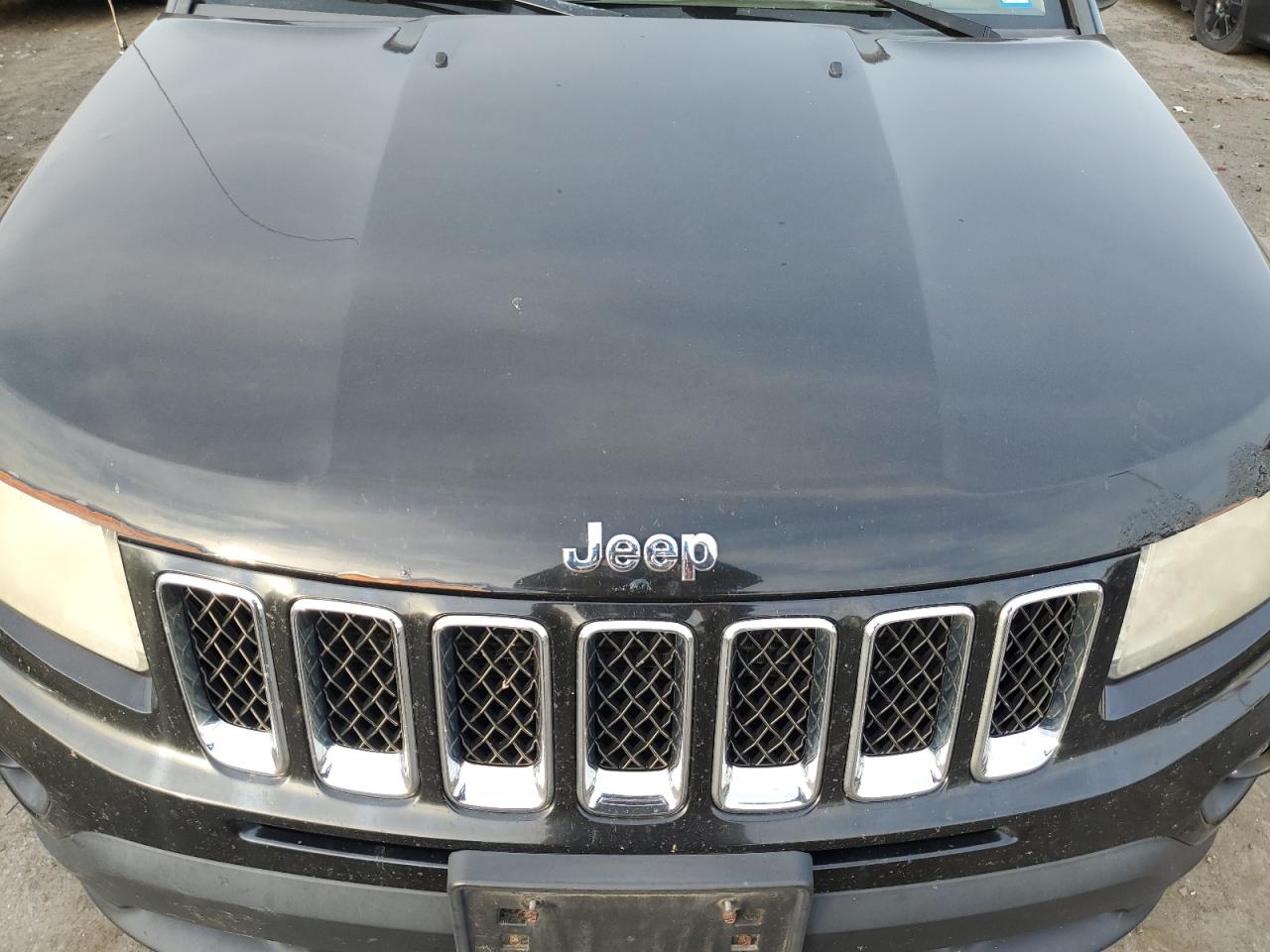 2013 Jeep Compass - Image 11