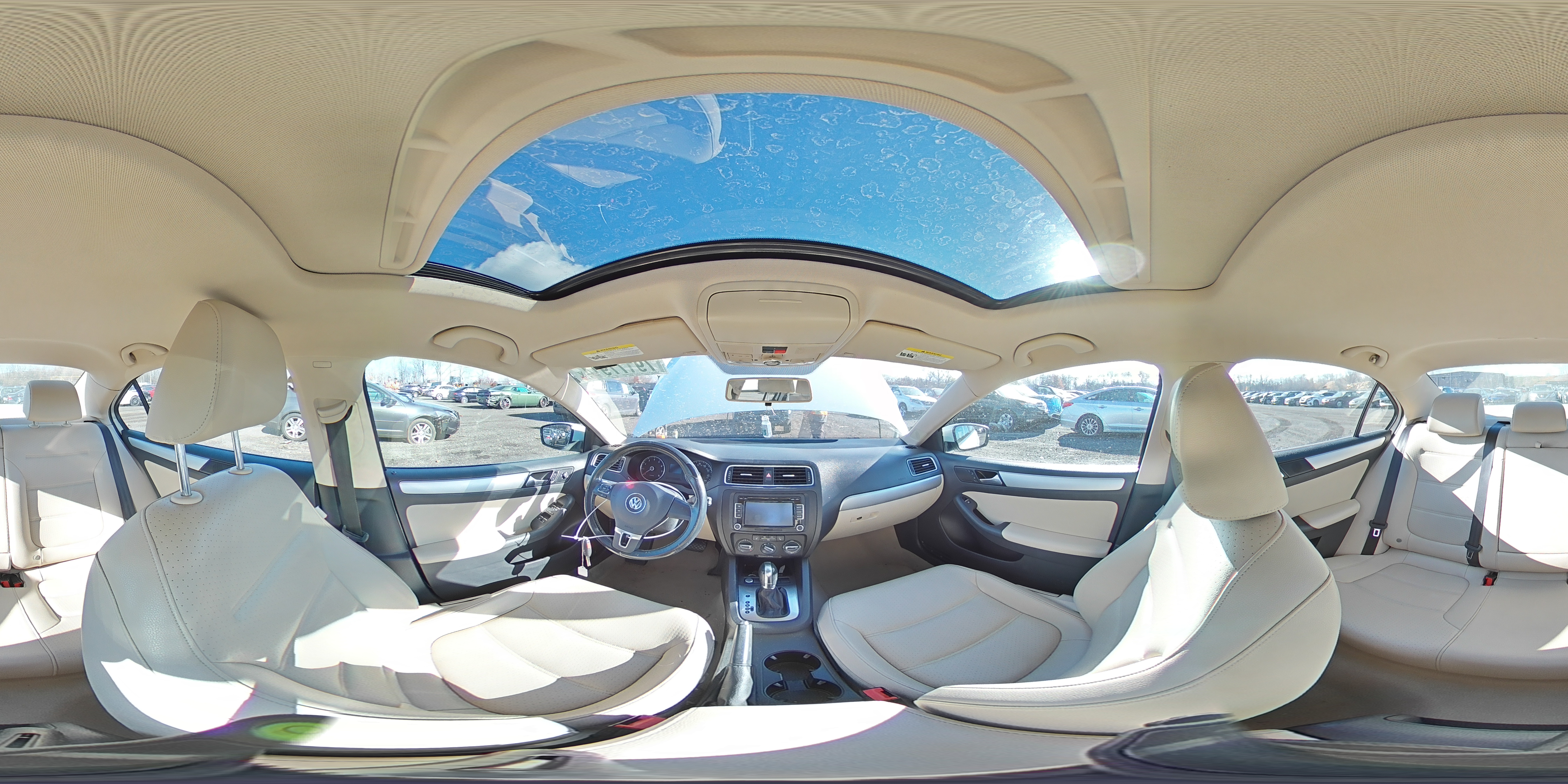 2014 Volkswagen Jetta - Image 12