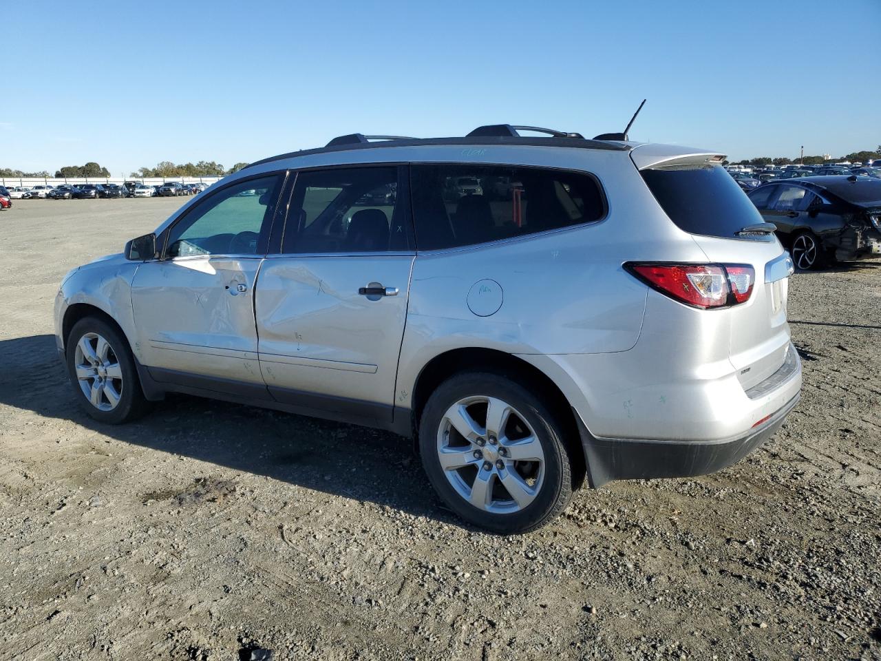 VIN 1GNKVGKD0GJ321826 2016 CHEVROLET TRAVERSE no.2