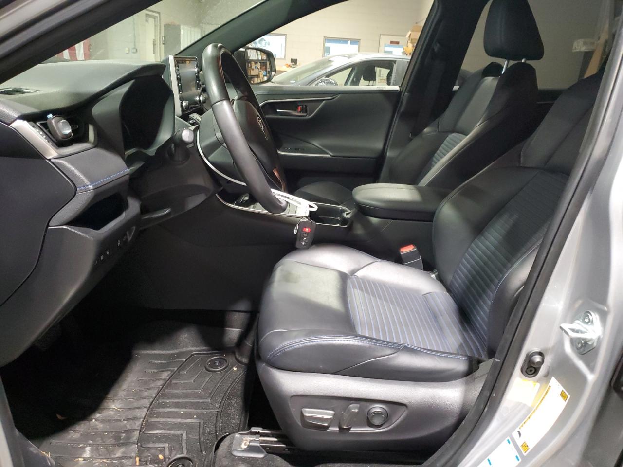 2019 Toyota RAV 4 - Image 7