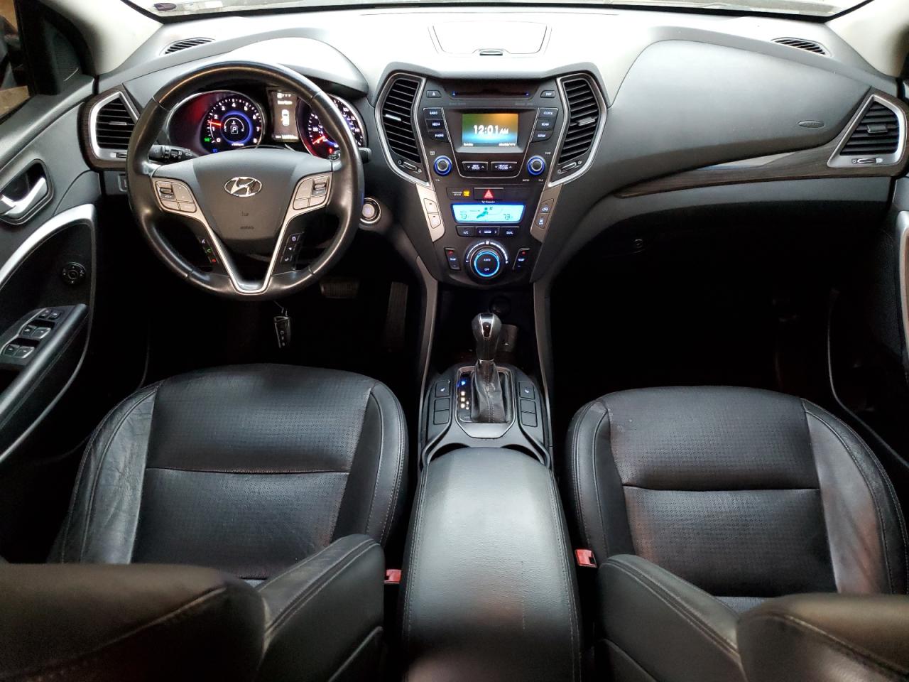 2014 Hyundai Santa Fe - Image 8