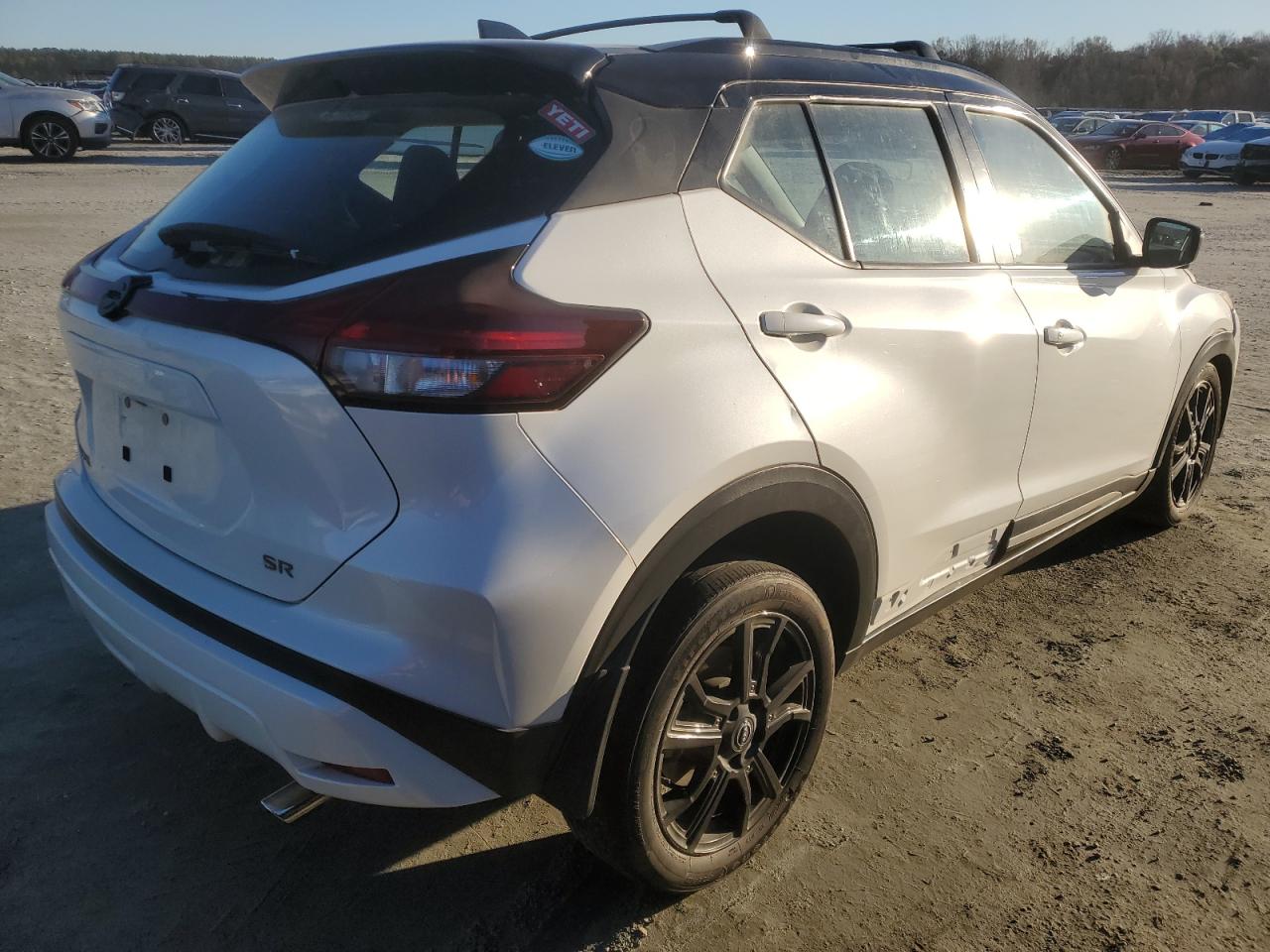 2022 Nissan Kicks - Image 3