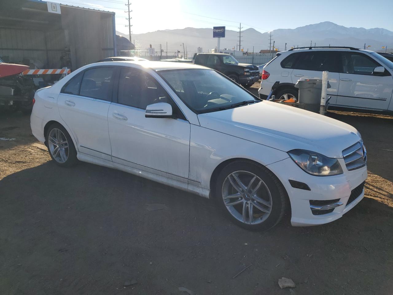 VIN WDDGF4HB6DR297700 2013 MERCEDES-BENZ C-CLASS no.4