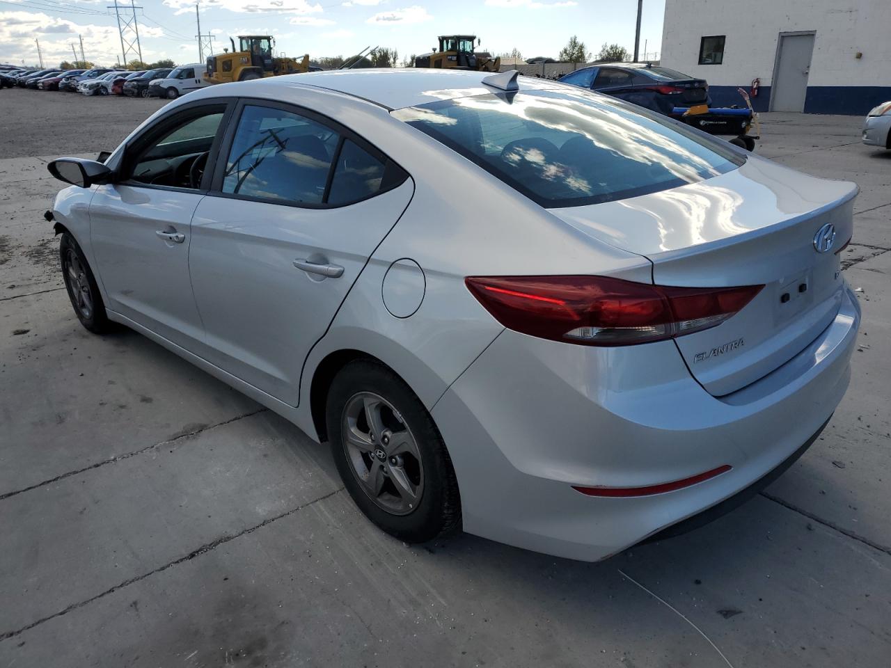 2018 Hyundai Elantra - Image 2