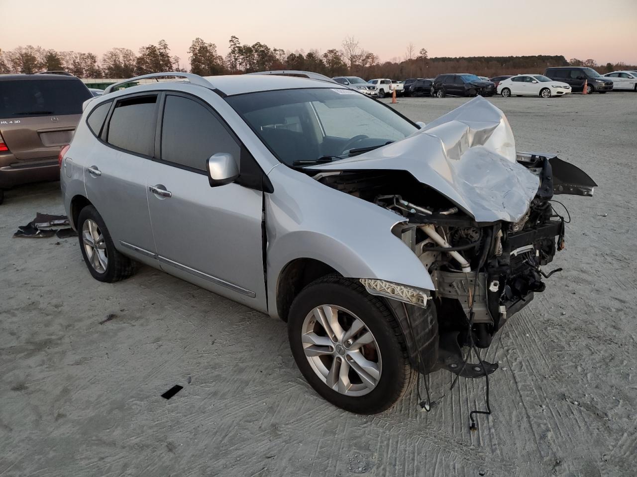 2012 Nissan Rogue - Image 4
