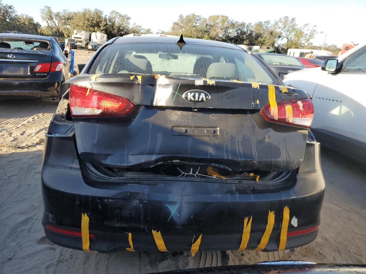 2017 Kia Forte Lx VIN: 3KPFL4A72HE033721 Lot: 80935054