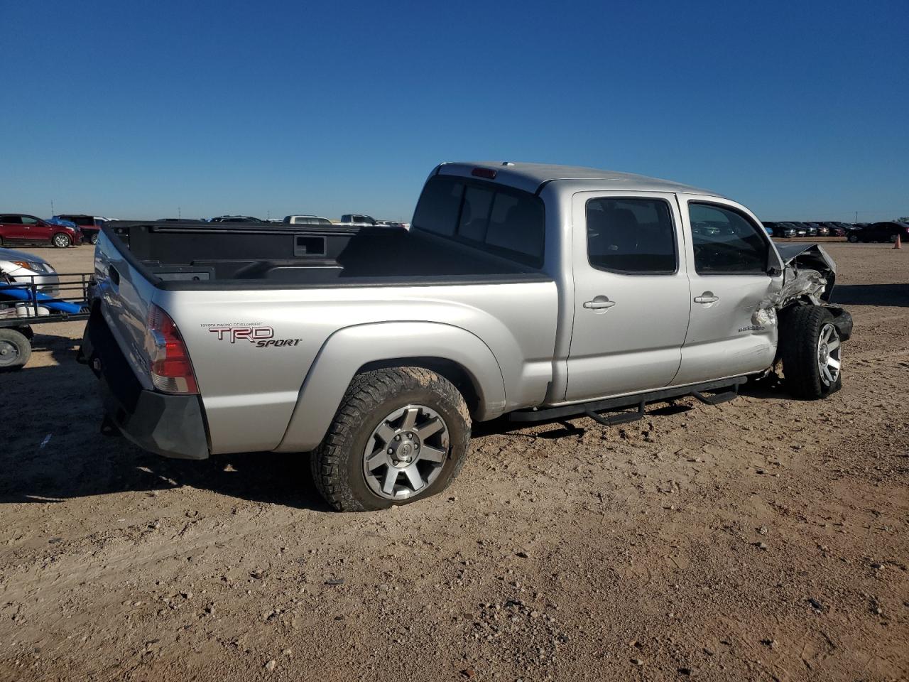 2010 Toyota Tacoma - Image 3
