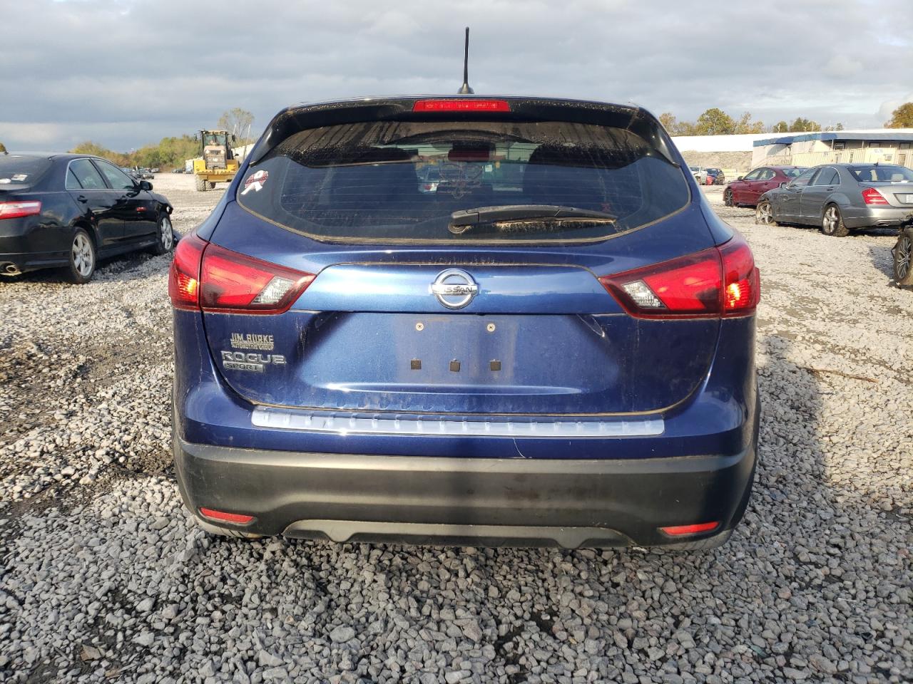 2018 Nissan Rogue - Image 6