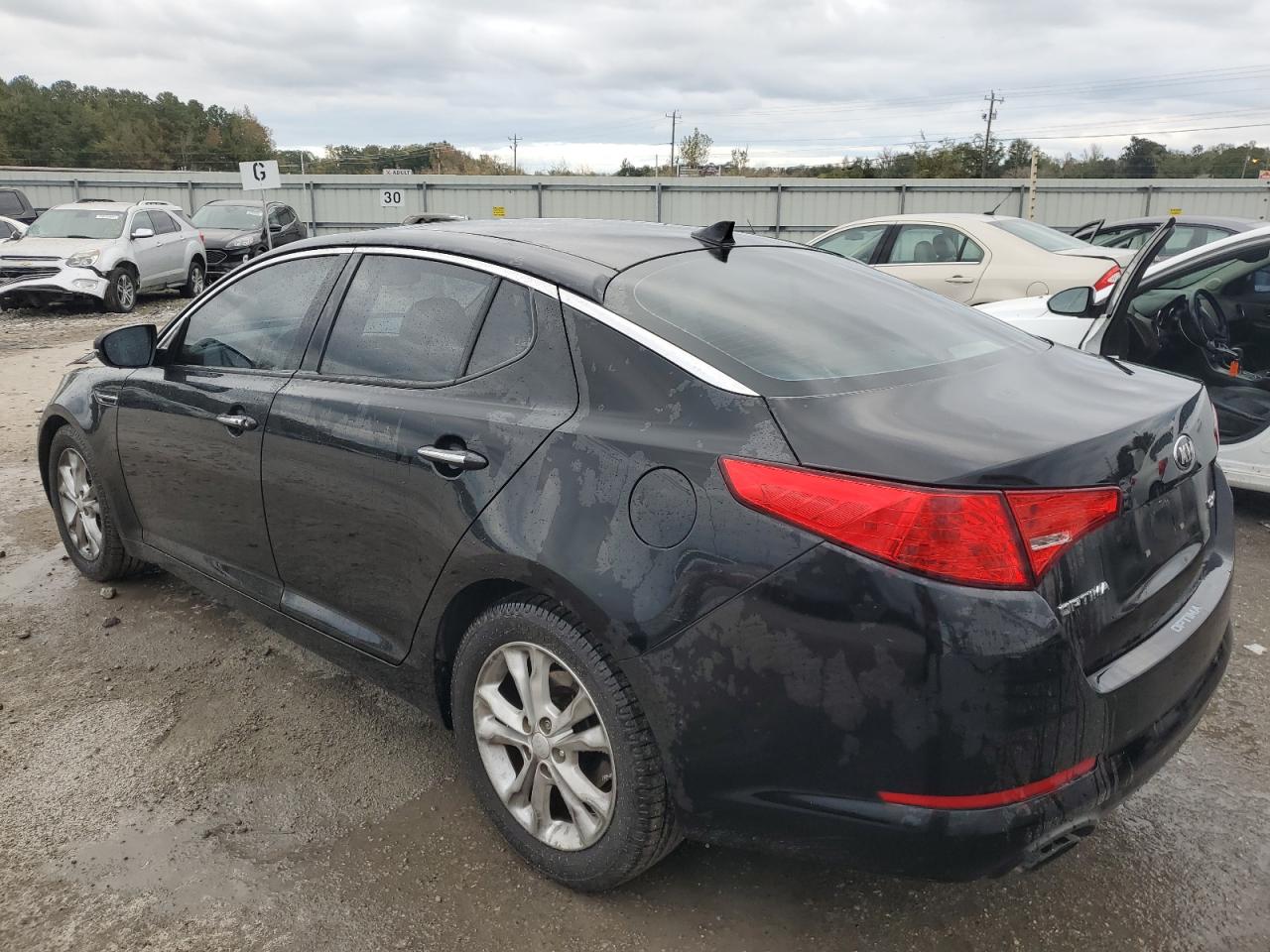 VIN 5XXGN4A73DG120852 2013 KIA OPTIMA no.2