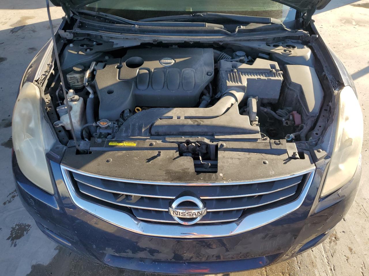 2010 Nissan Altima - Image 11