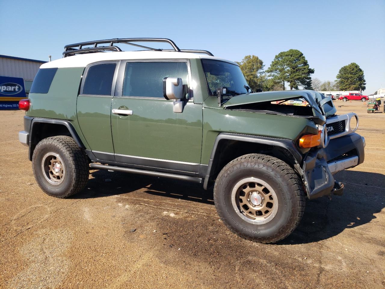 2012 Toyota FJ Cruiser - Image 4