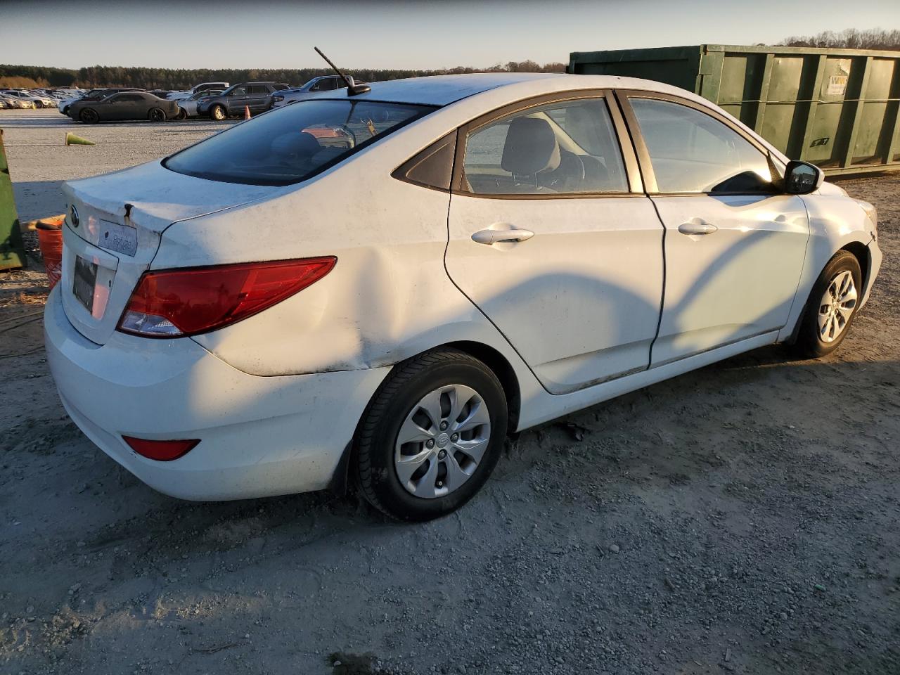 VIN KMHCT4AE7GU079798 2016 HYUNDAI ACCENT no.3