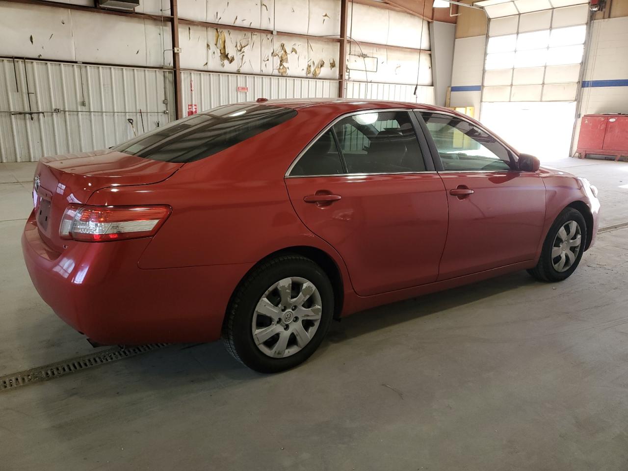 2011 Toyota Camry Base VIN: 4T1BF3EK7BU185304 Lot: 81525334