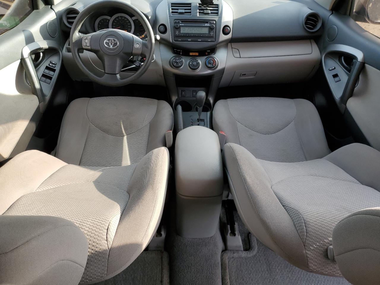 2012 Toyota RAV 4 - Image 8