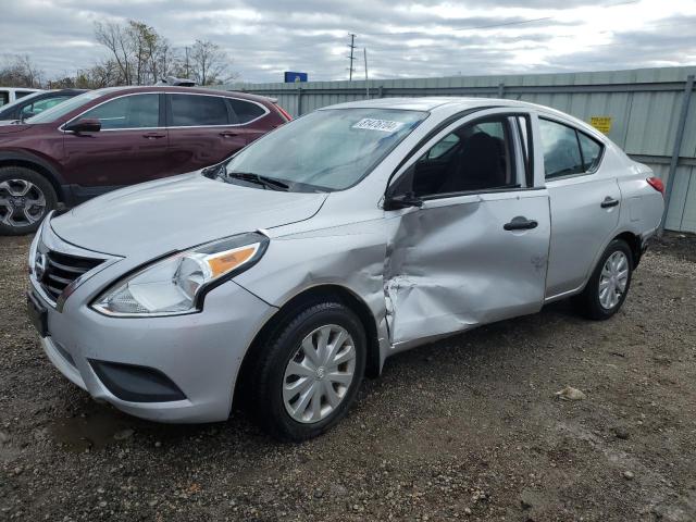  NISSAN VERSA 2016 Srebrny