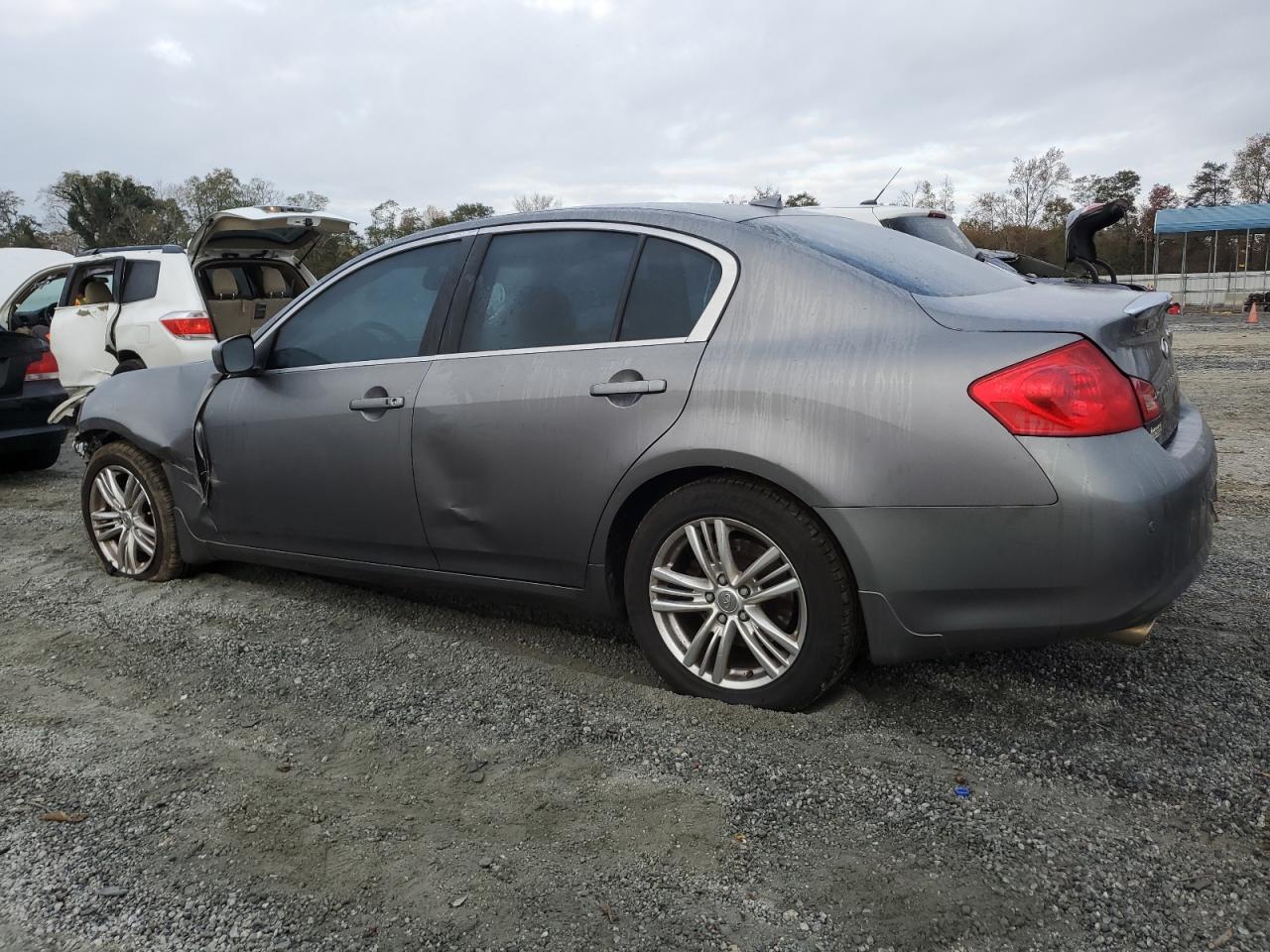 2012 Infiniti G - Image 2