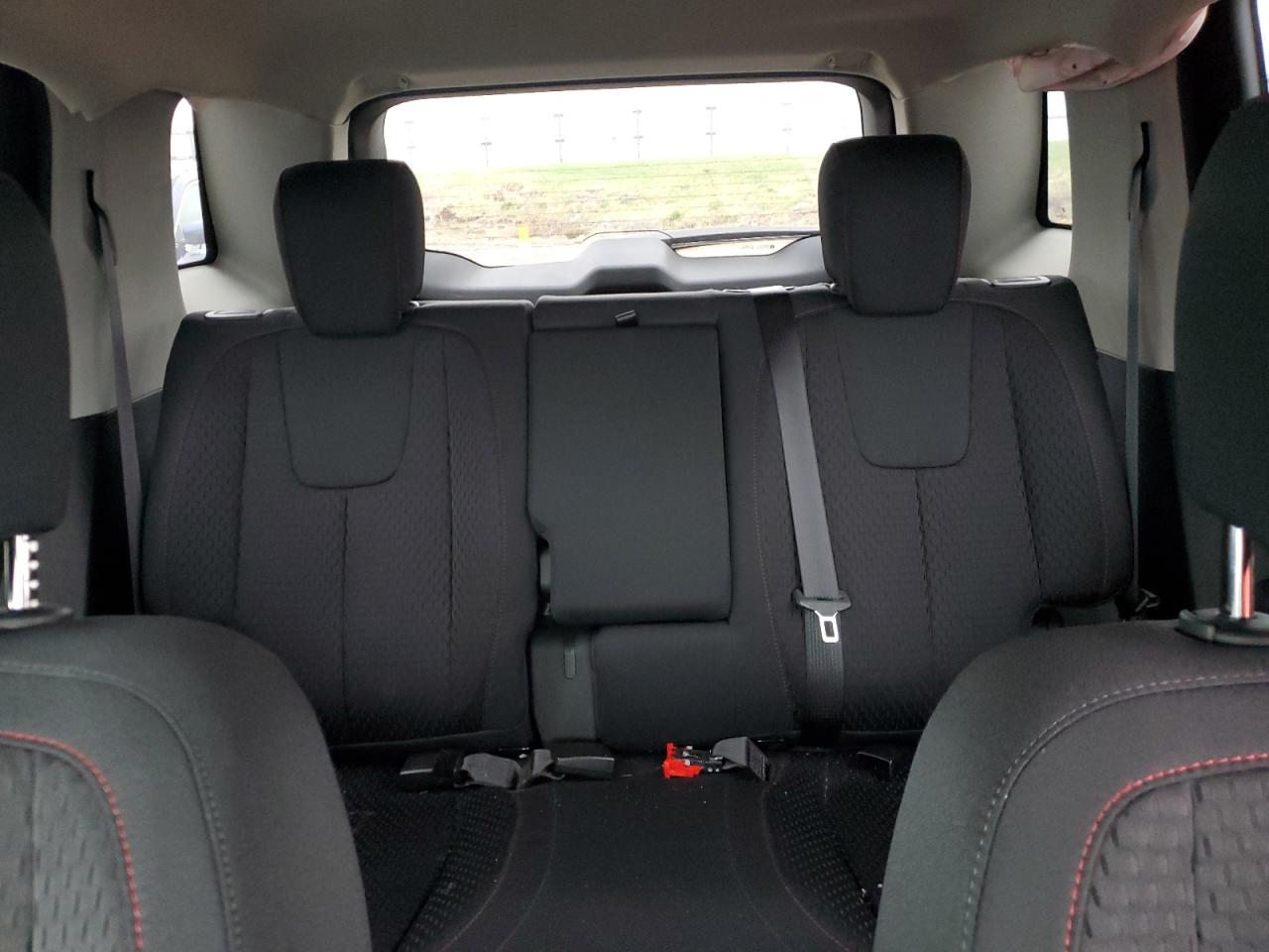 2014 GMC Terrain - Image 10
