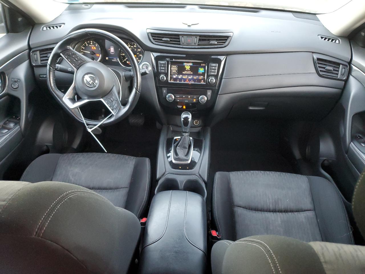 2020 Nissan Rogue - Image 8