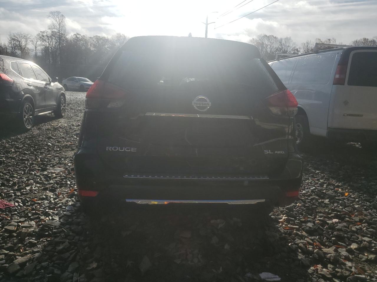 2018 Nissan Rogue S VIN: JN8AT2MV6JW317121 Lot: 79636374