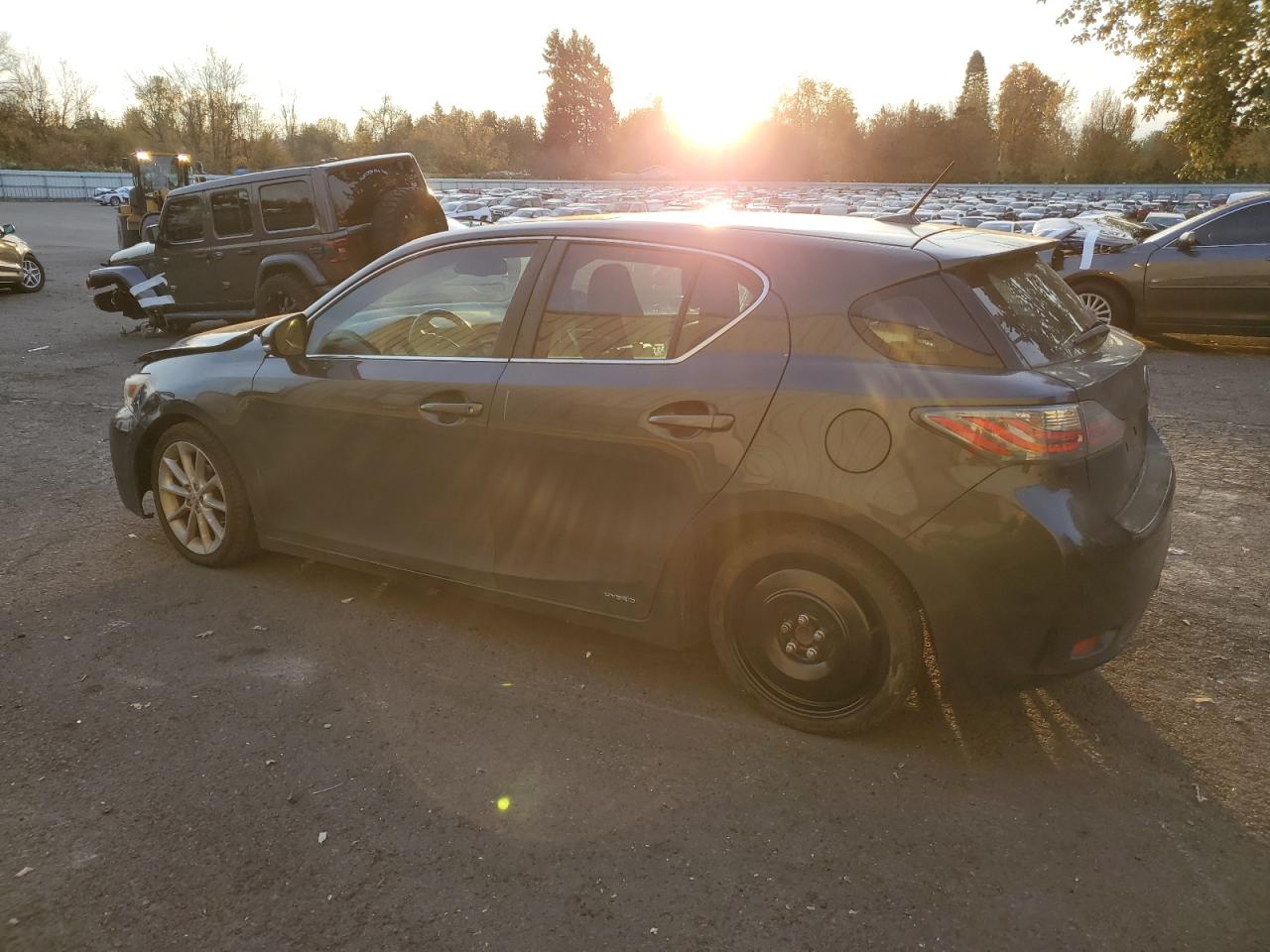 2011 Lexus CT - Image 2