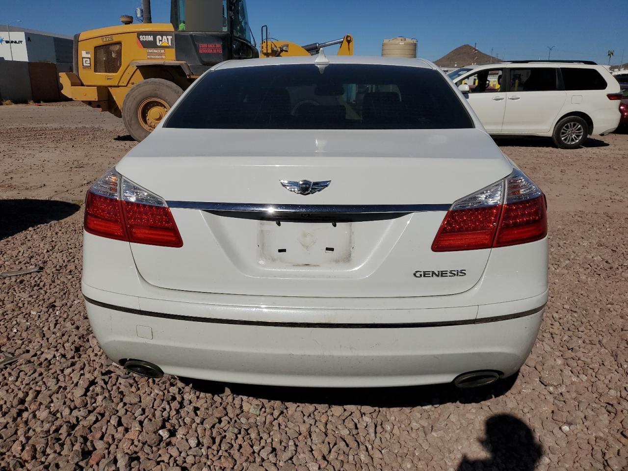 2011 Hyundai Genesis 3.8L VIN: KMHGC4DE6BU136319 Lot: 78639764