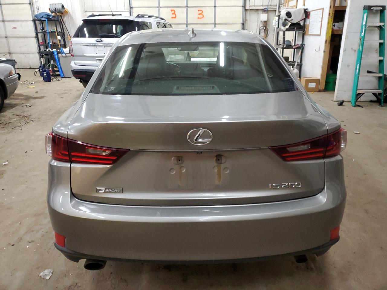 2015 Lexus IS - Image 6