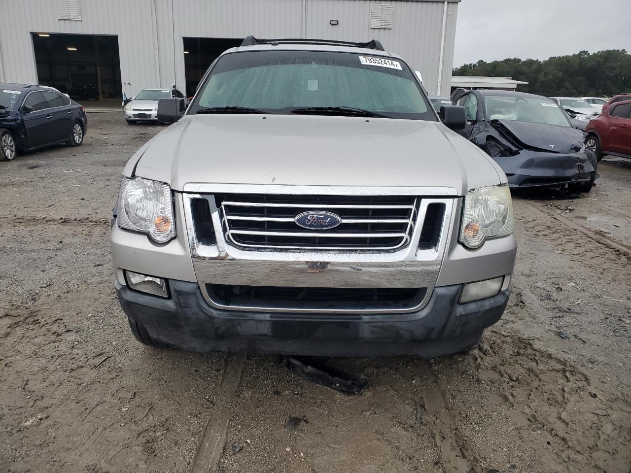 2008 Ford Explorer - Image 5