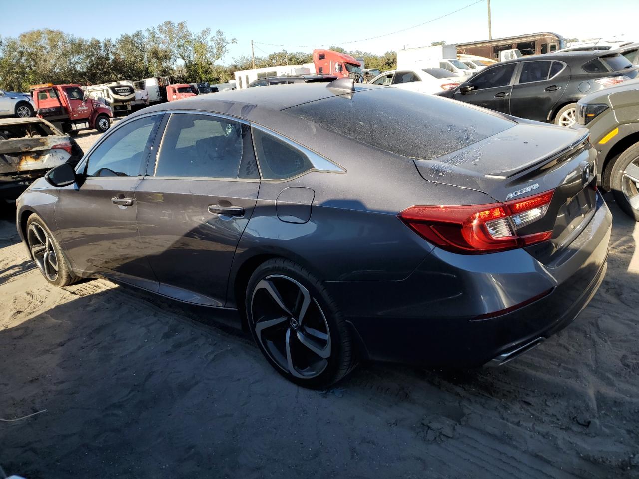 2018 Honda Accord Sport VIN: 1HGCV1F31JA263990 Lot: 81422014