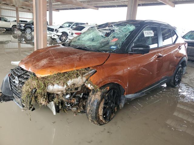  NISSAN KICKS 2024 Orange