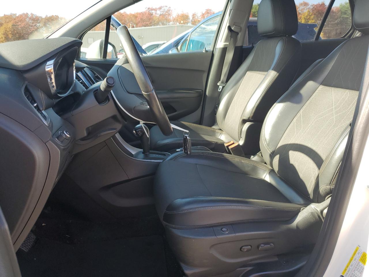 2020 Chevrolet Trax - Image 7
