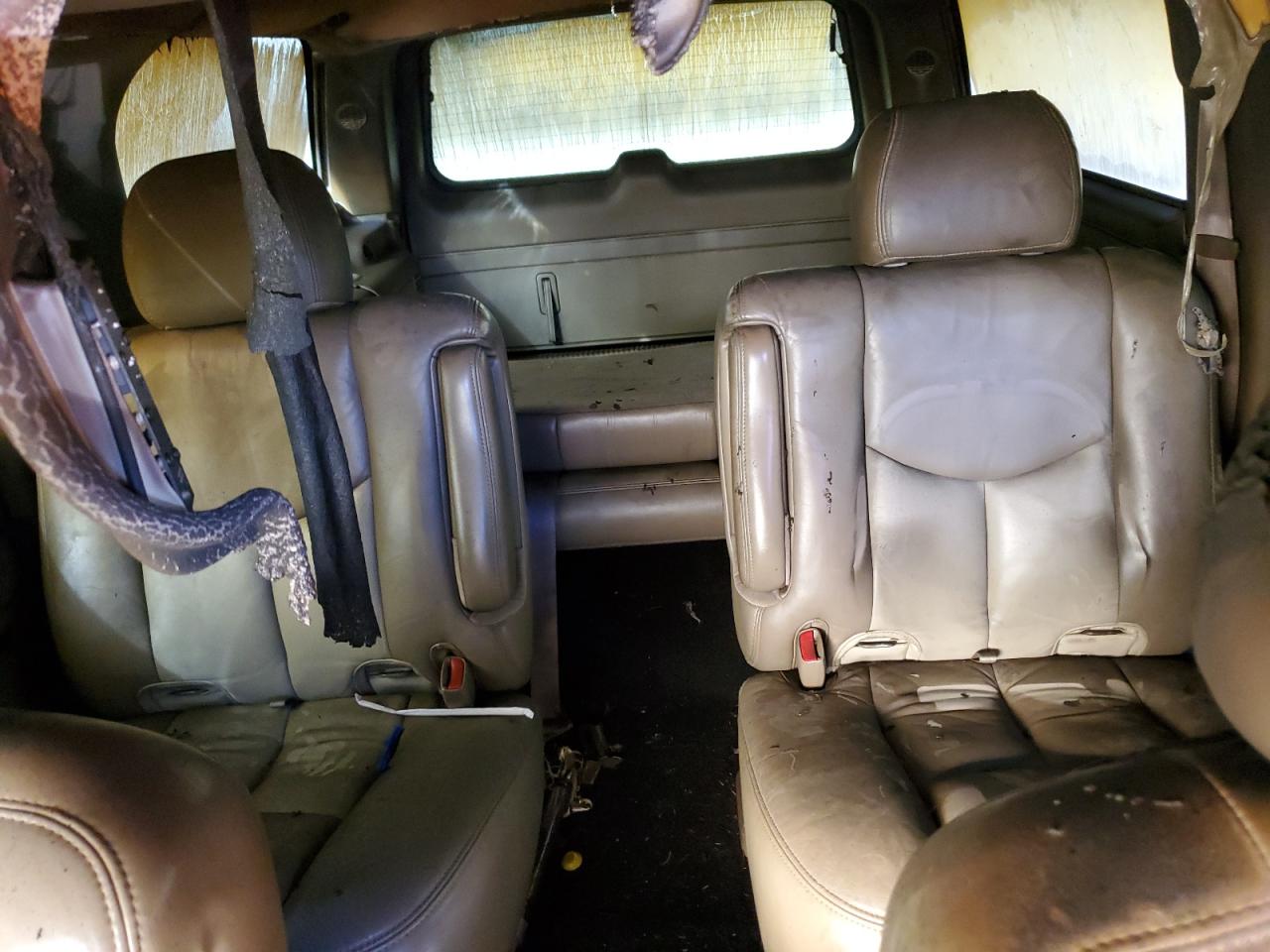 2005 GMC Yukon Xl Denali VIN: 1GKFK66U55J261664 Lot: 81940574