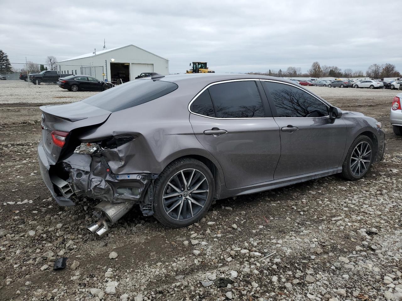 2021 Toyota Camry - Image 3