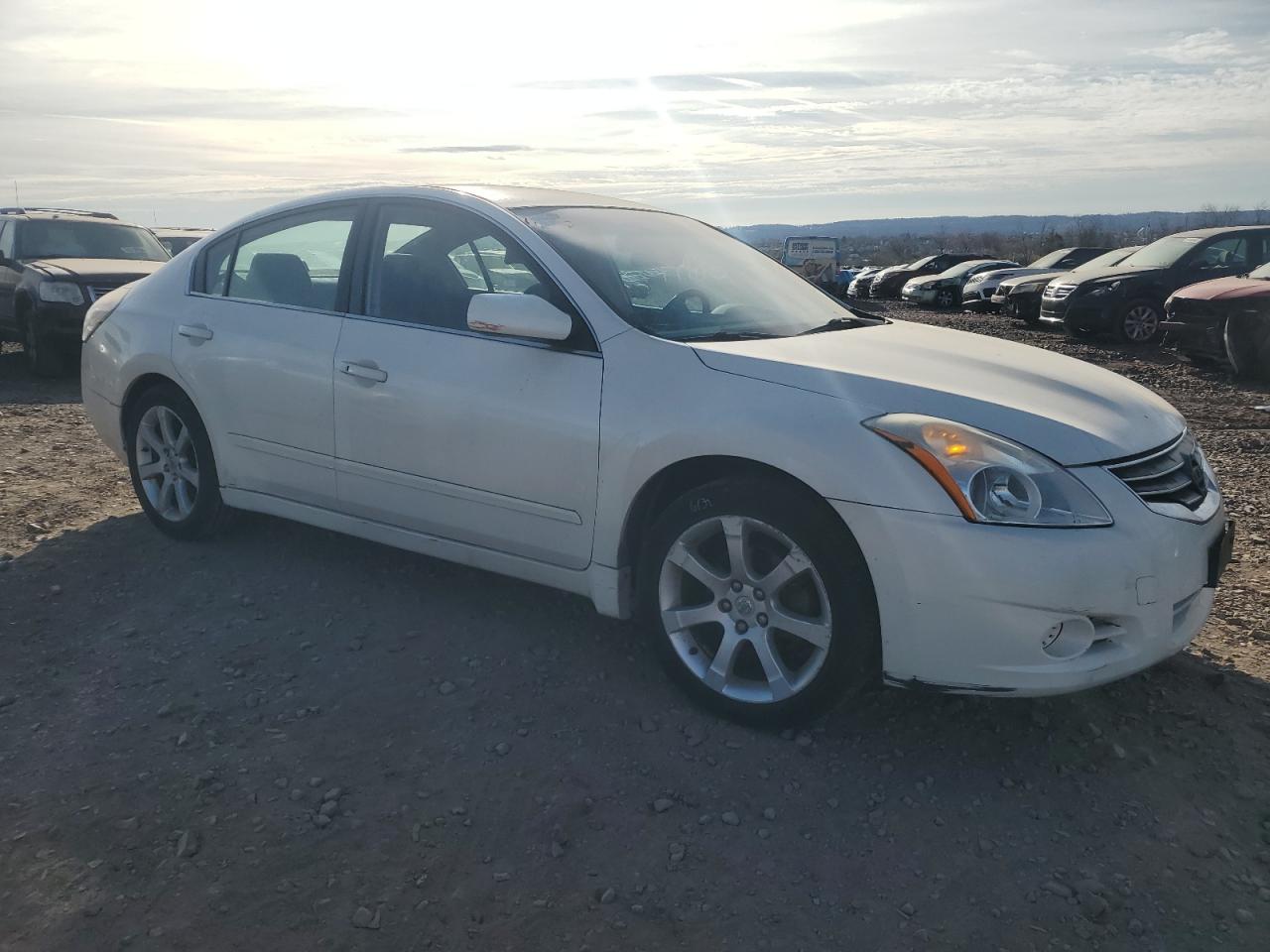 2011 Nissan Altima - Image 4