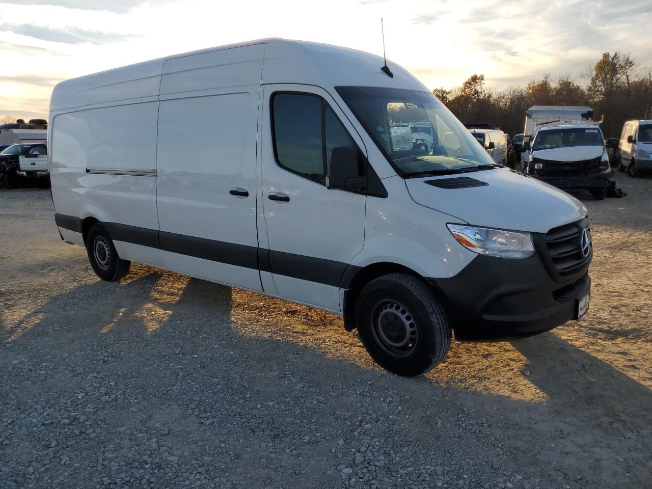 VIN W1Y40CHY7MT062069 2021 MERCEDES-BENZ SPRINTER no.4