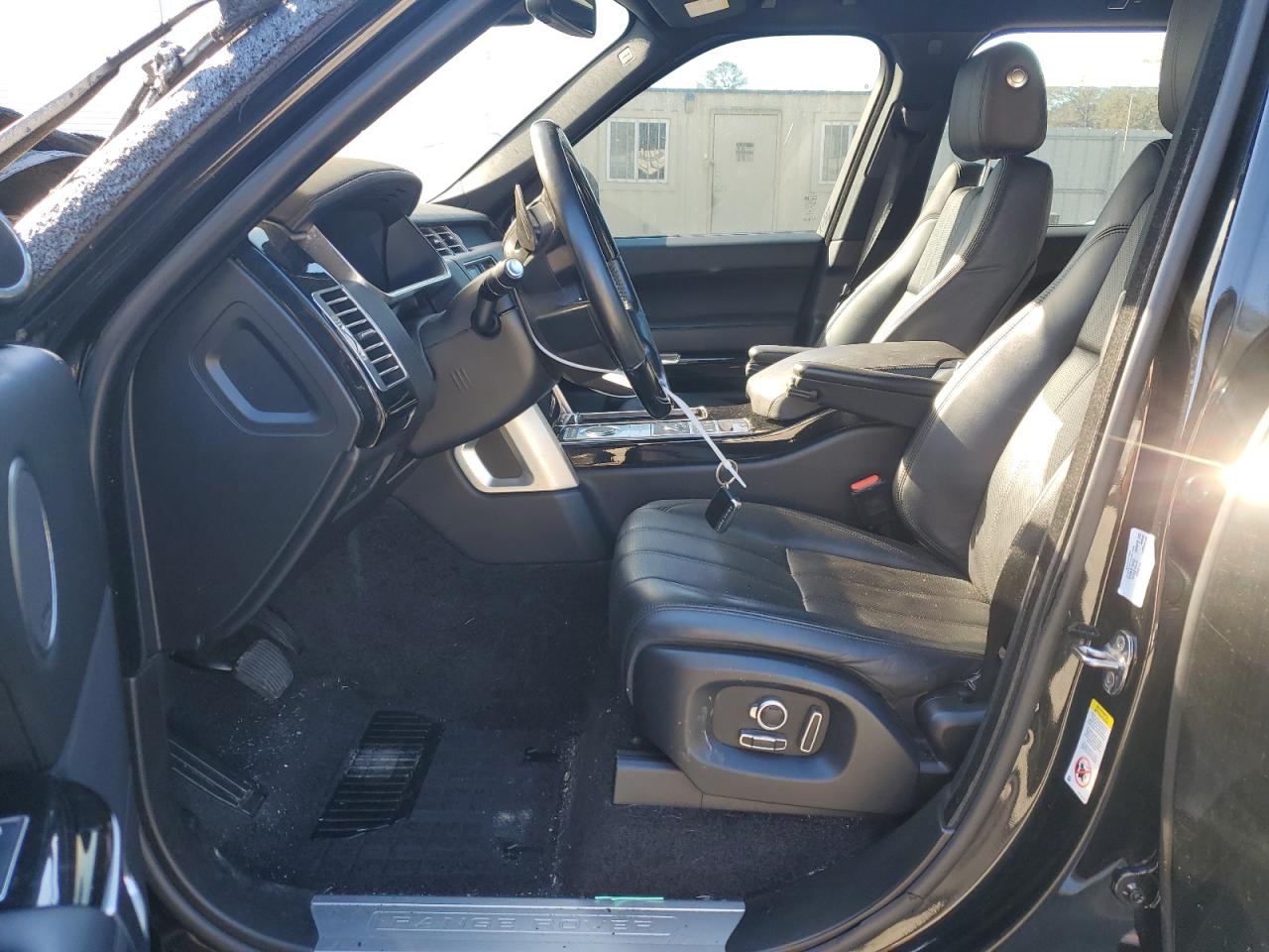 2016 Land Rover Range Rover - Image 7
