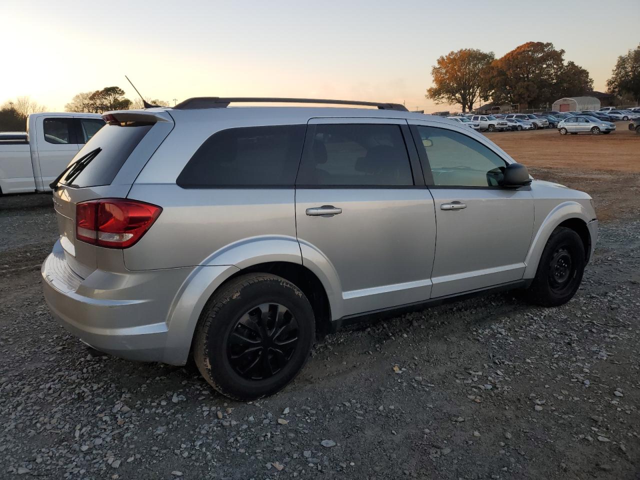 2011 Dodge Journey - Image 3