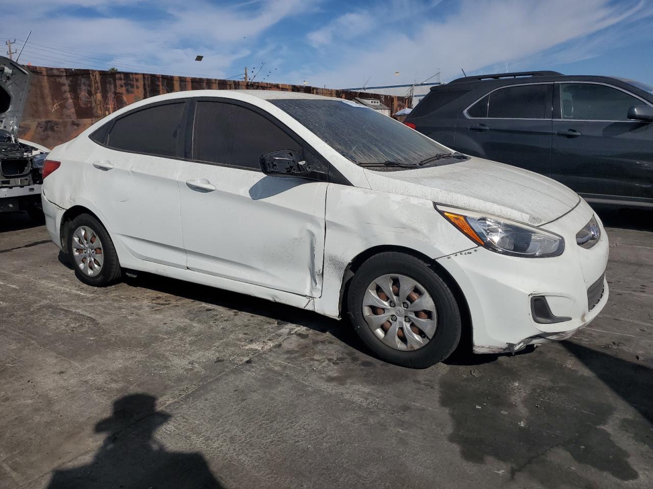 VIN KMHCT4AE9FU928926 2015 HYUNDAI ACCENT no.4