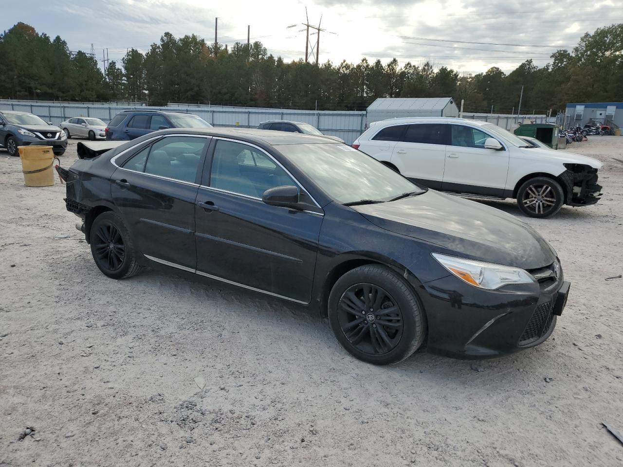 2017 Toyota Camry - Image 4