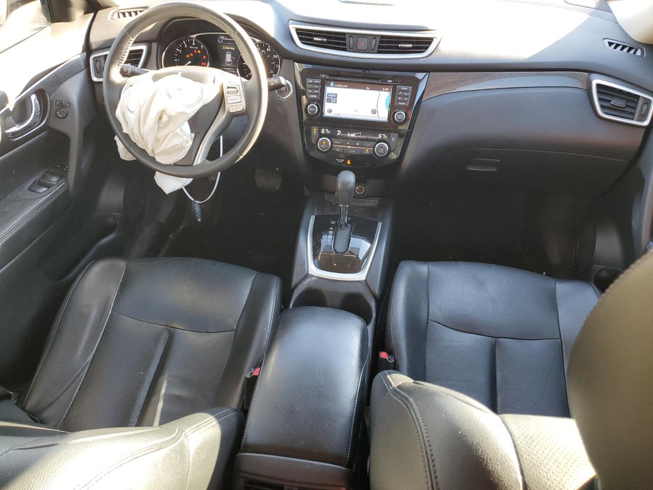 2016 Nissan Rogue - Image 8